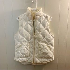 j.crew quilted excursion vest | size small